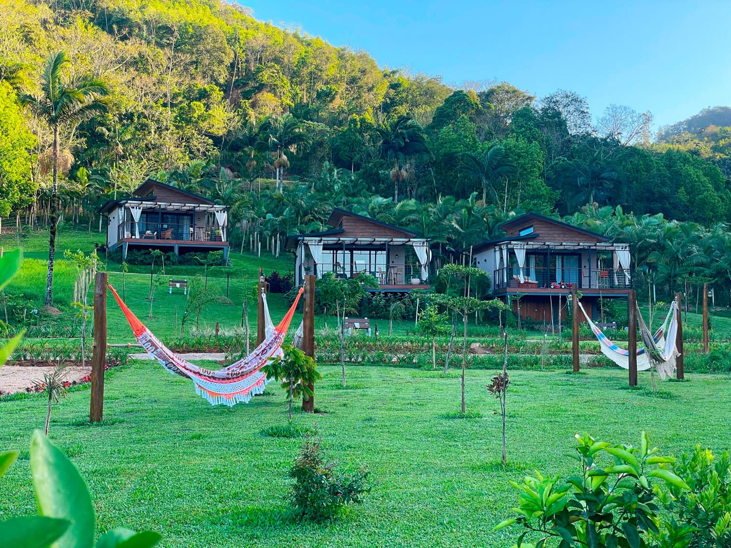Ananaí Chalés